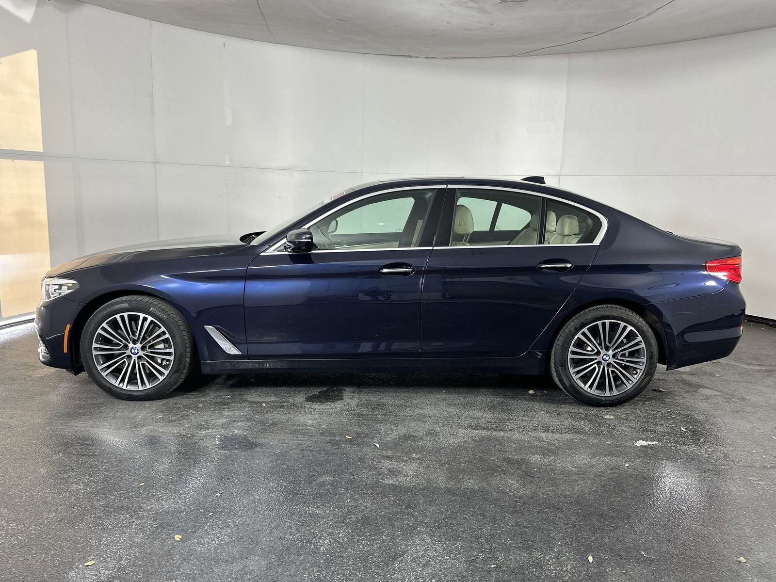 Used 2017 BMW 530i image 8