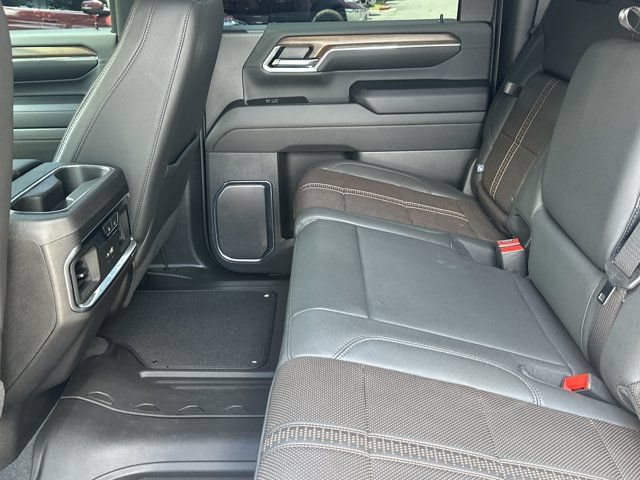 Used 2024 Chevrolet Silverado 2500 High Country w/ High Country Premium Package AWD/4WD image 22