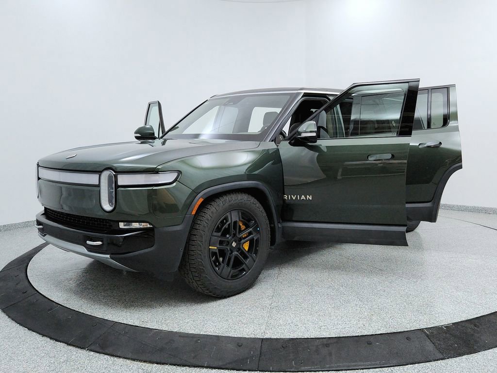 Used 2023 Rivian R1S Adventure image 9