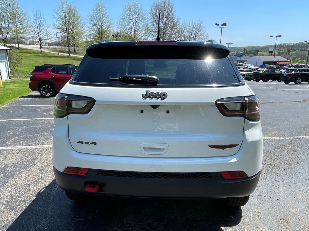 Used 2022 Jeep Compass Trailhawk w/ Trailhawk Elite Group AWD/4WD image 4