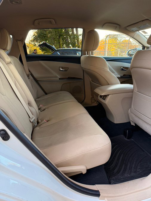 Used 2013 Toyota Venza LE AWD/4WD image 9
