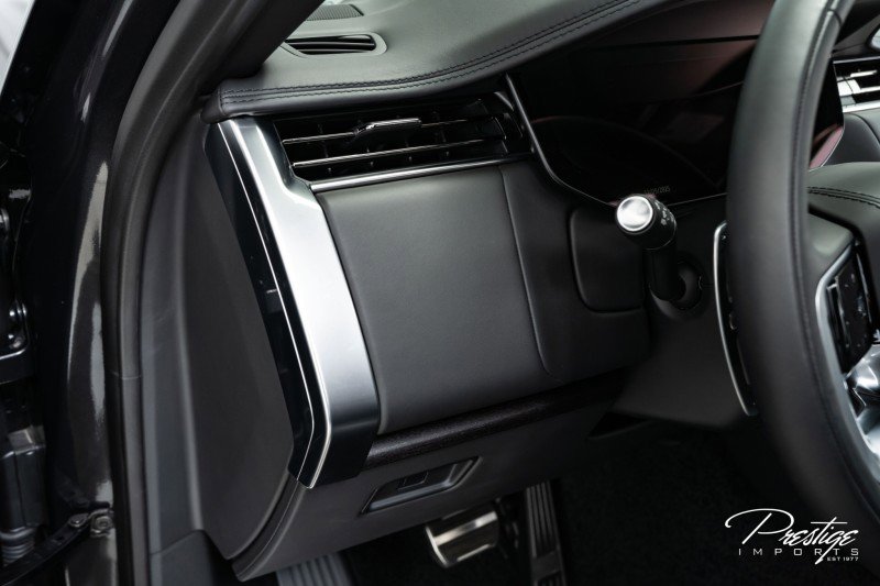 Used 2024 Land Rover Range Rover SV image 28