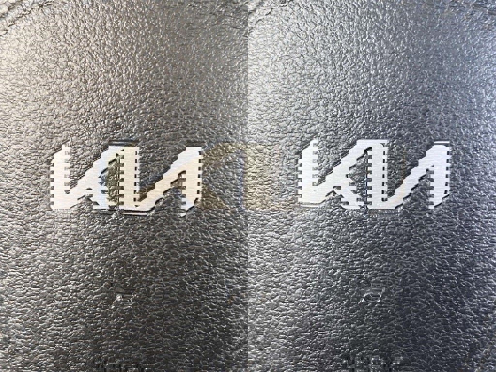 Used 2022 Kia Telluride EX w/ EX Premium Package image 35