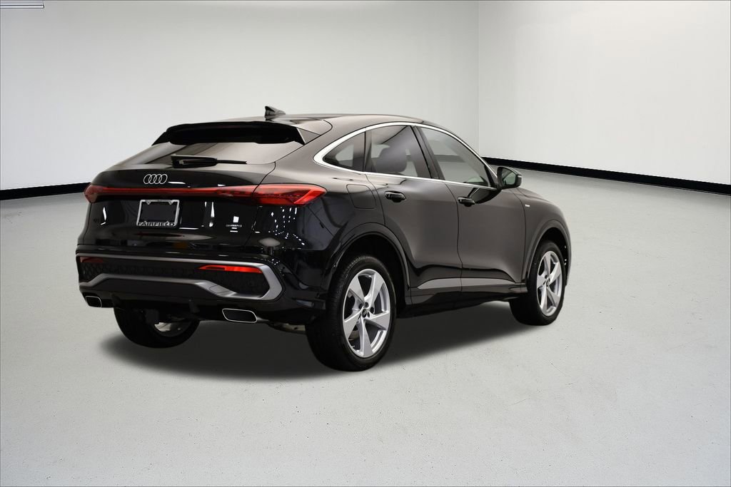 Used 2025 Audi Q5 Premium Plus w/ Premium Plus image 5