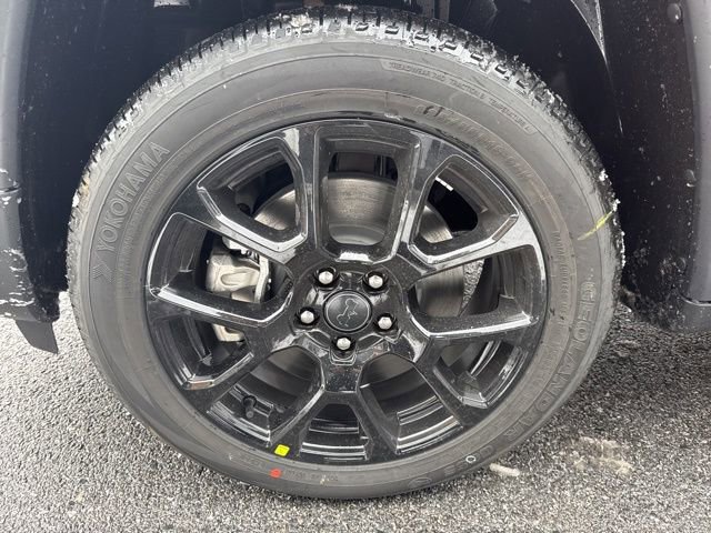 New 2026 Jeep Compass Latitude AWD/4WD image 8