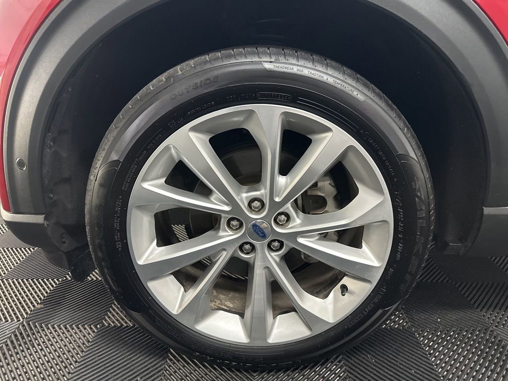 Used 2022 Ford Explorer Platinum w/ Equipment Group 601A AWD/4WD image 41