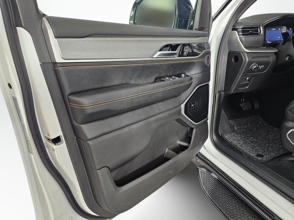 New 2026 Jeep Grand Wagoneer 4WD image 21