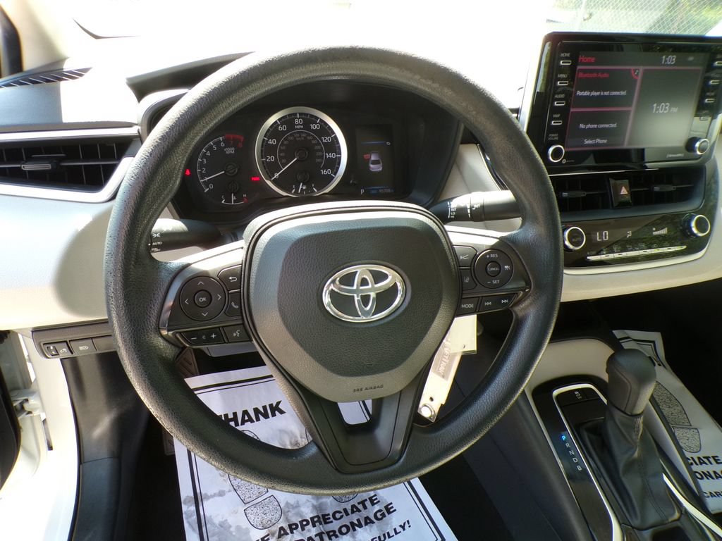 Used 2021 Toyota Corolla LE FWD image 12