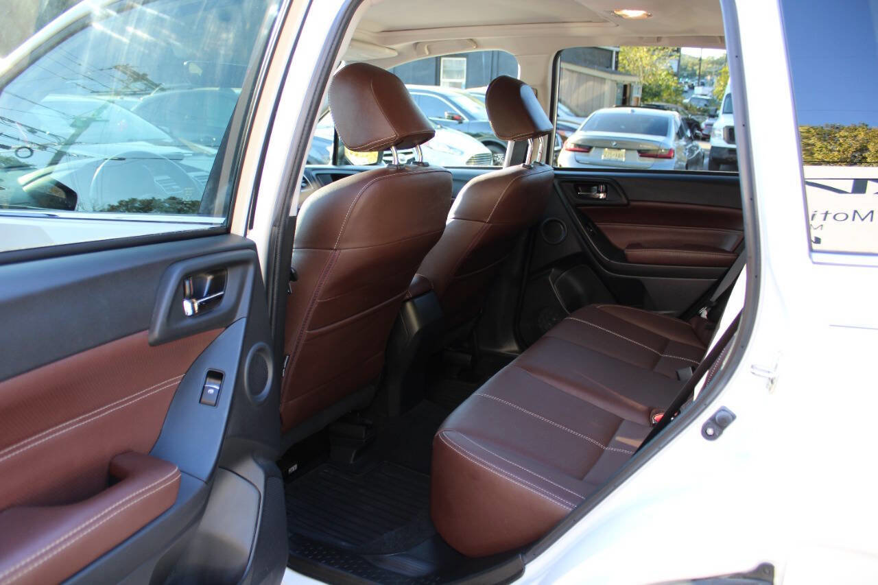 Used 2018 Subaru Forester 2.5i Touring image 29