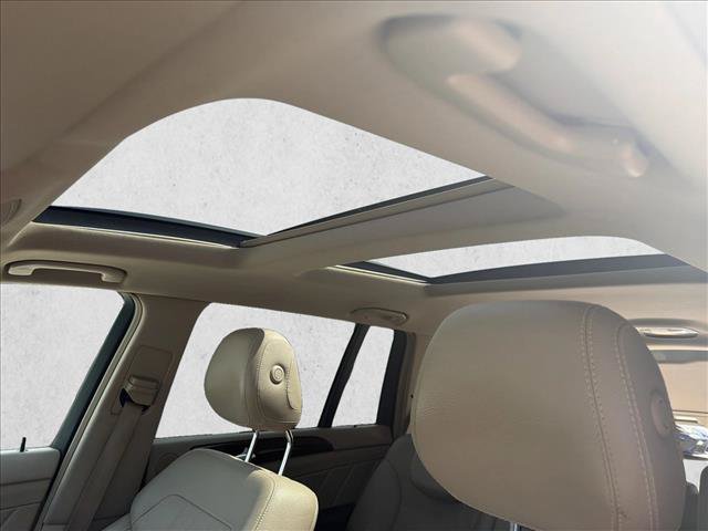 Used 2015 Mercedes-Benz GL 450 4MATIC w/ Appearance Package image 17