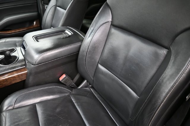 Used 2019 Chevrolet Tahoe LT AWD/4WD image 17
