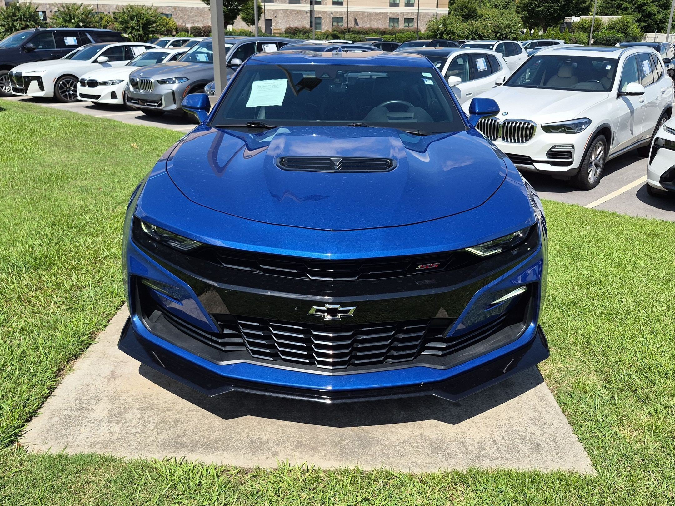 Used 2019 Chevrolet Camaro SS RWD image 8