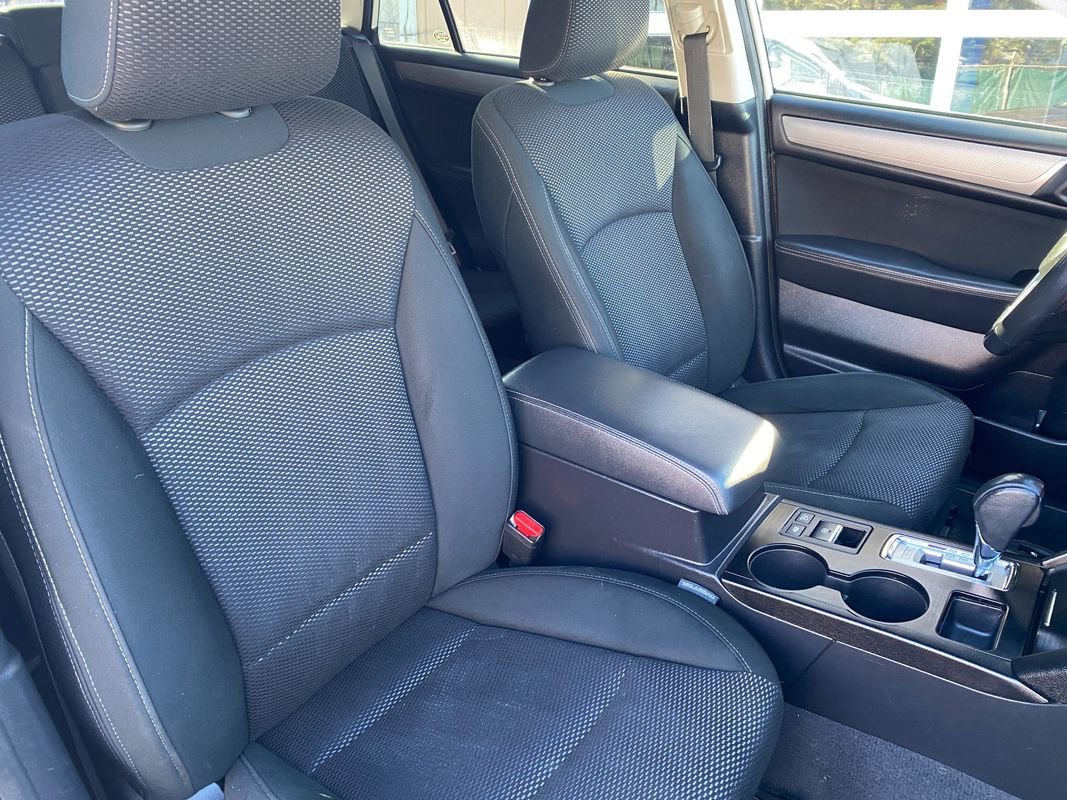 Used 2017 Subaru Outback 2.5i Premium AWD/4WD image 16