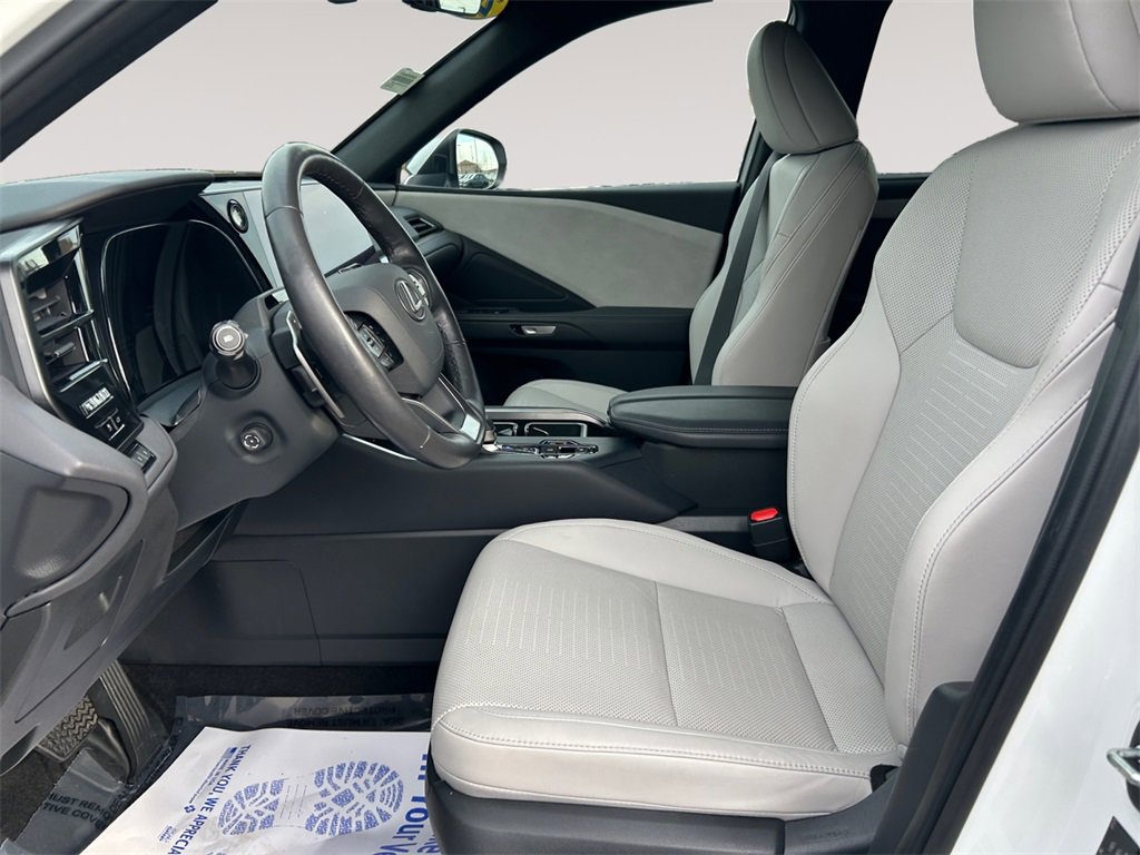 Used 2024 Lexus TX 350 AWD image 9