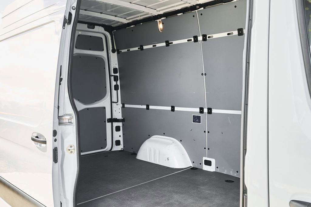Used 2025 Mercedes-Benz Sprinter 2500 image 13