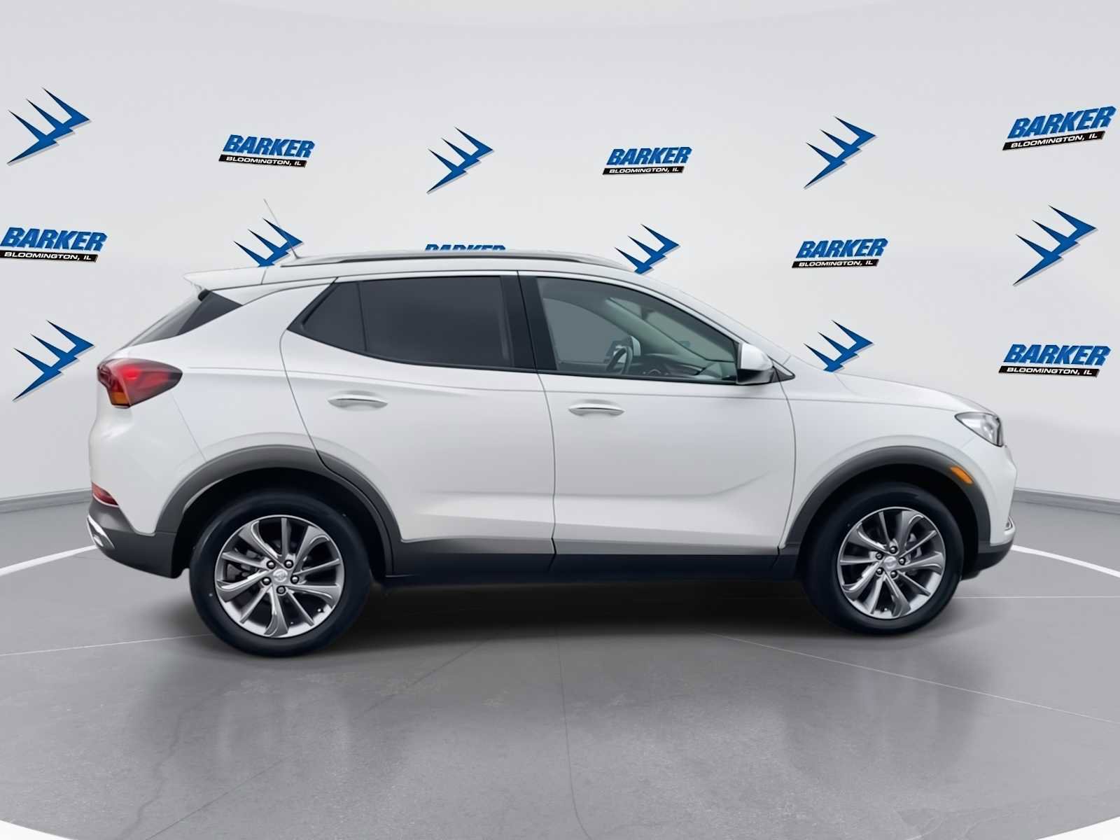 Used 2023 Buick Encore GX Essence w/ Experience Buick Package image 9