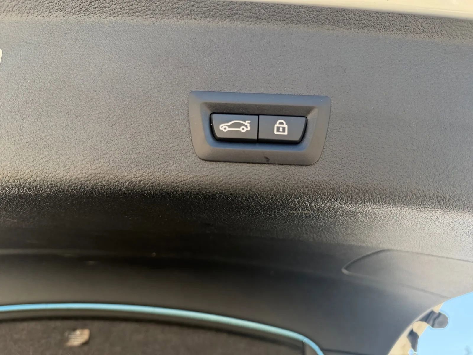 Used 2018 BMW X4 M40i image 30