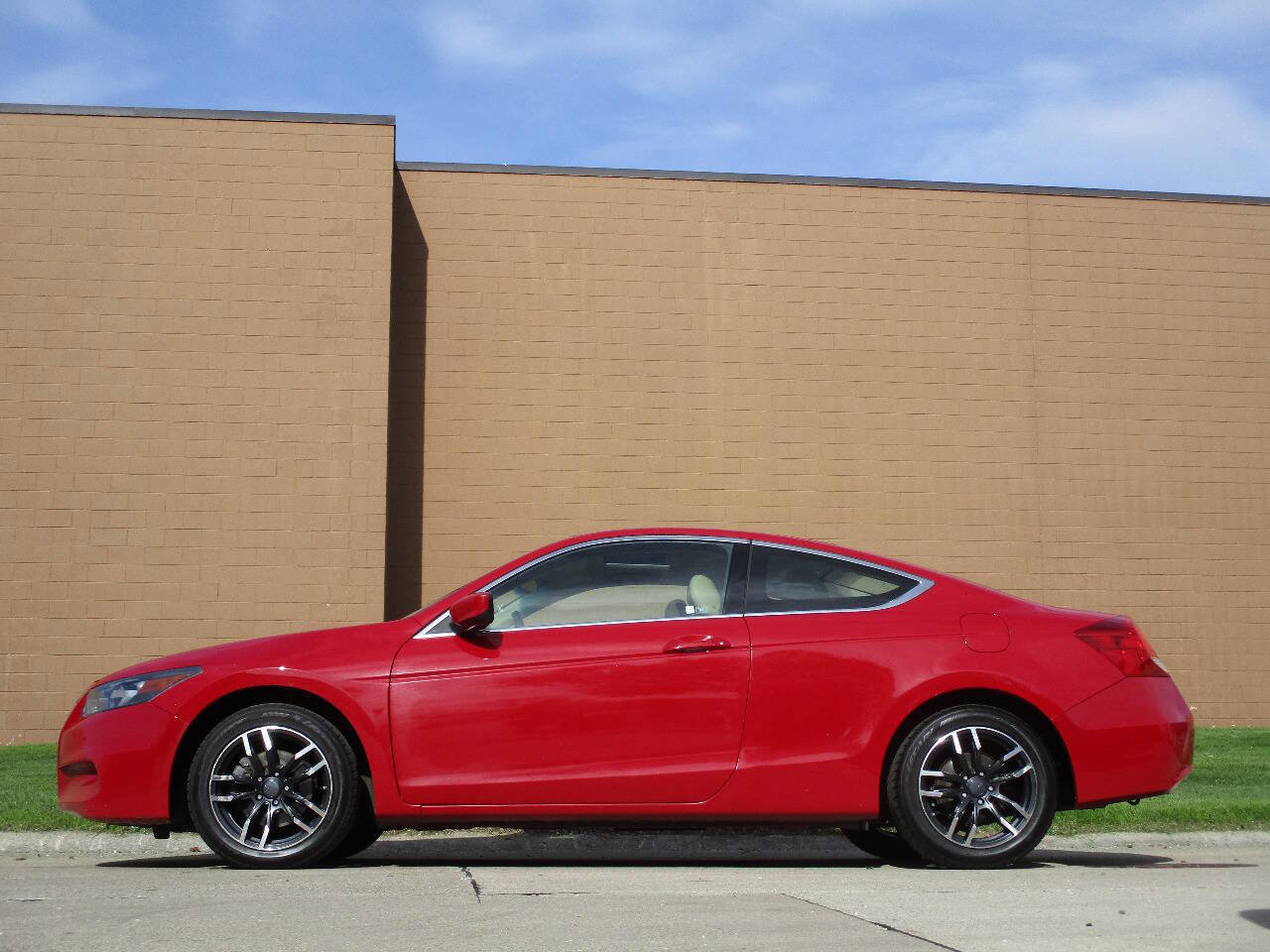 Used 2012 Honda Accord EX-L image 5