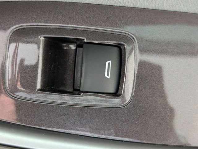 Used 2020 Chevrolet Malibu LS w/ Driver Confidence Package II image 32