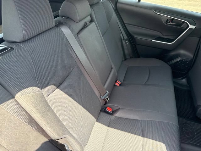 Used 2024 Toyota RAV4 LE AWD/4WD image 18