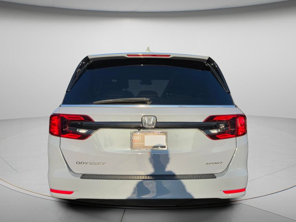 Used 2023 Honda Odyssey Sport image 5