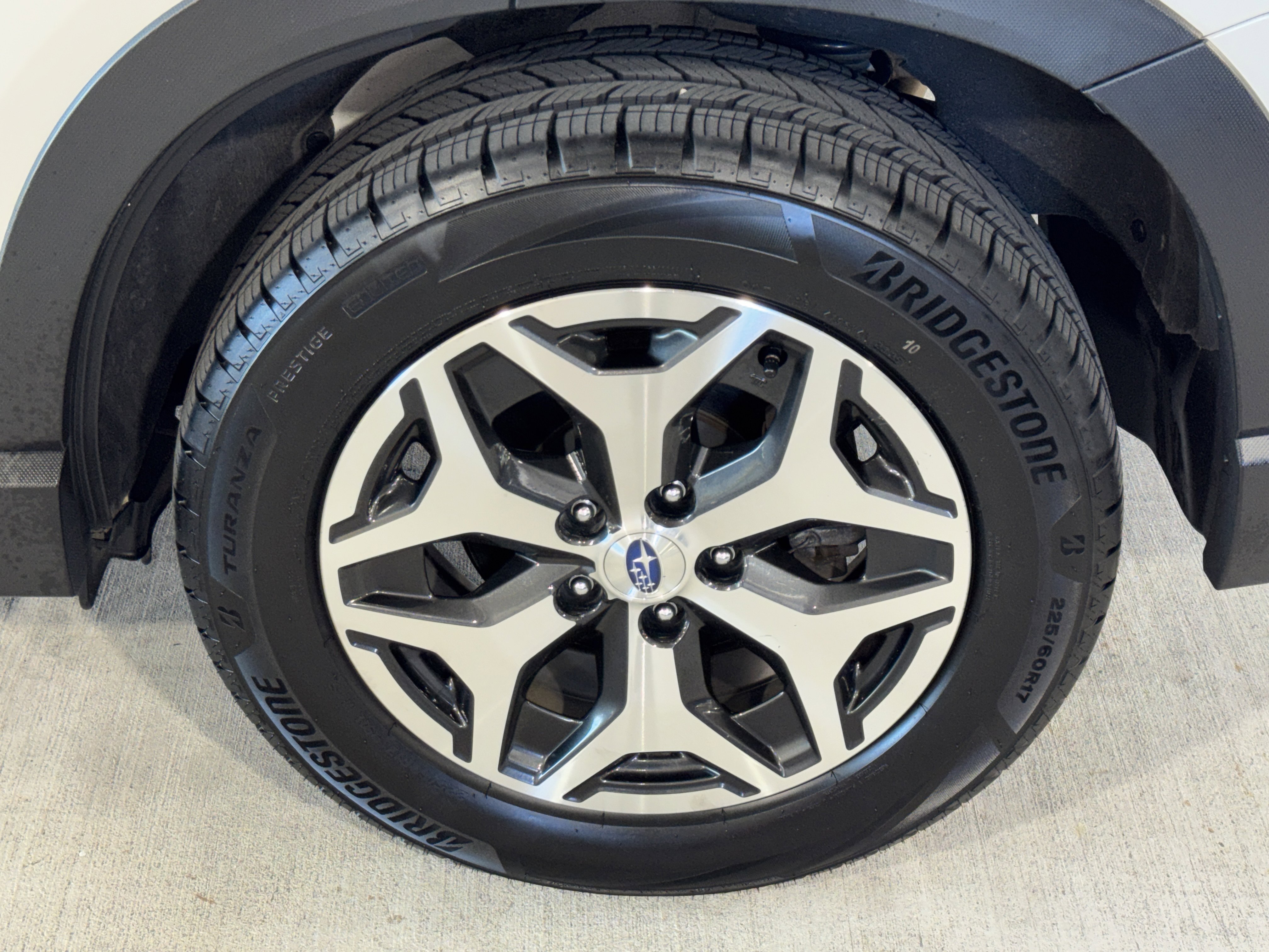 Used 2024 Subaru Forester Premium image 37