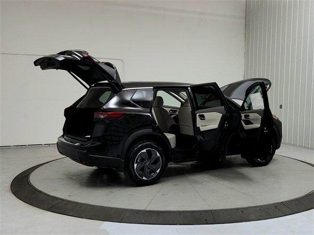 New 2025 Nissan Rogue SV image 15