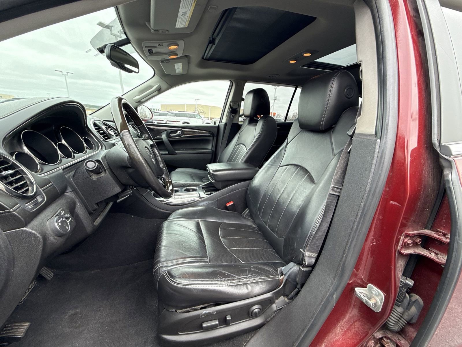 Used 2015 Buick Enclave Leather w/ Trailering Package AWD/4WD image 12