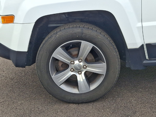 Used 2017 Jeep Patriot High Altitude AWD/4WD image 11