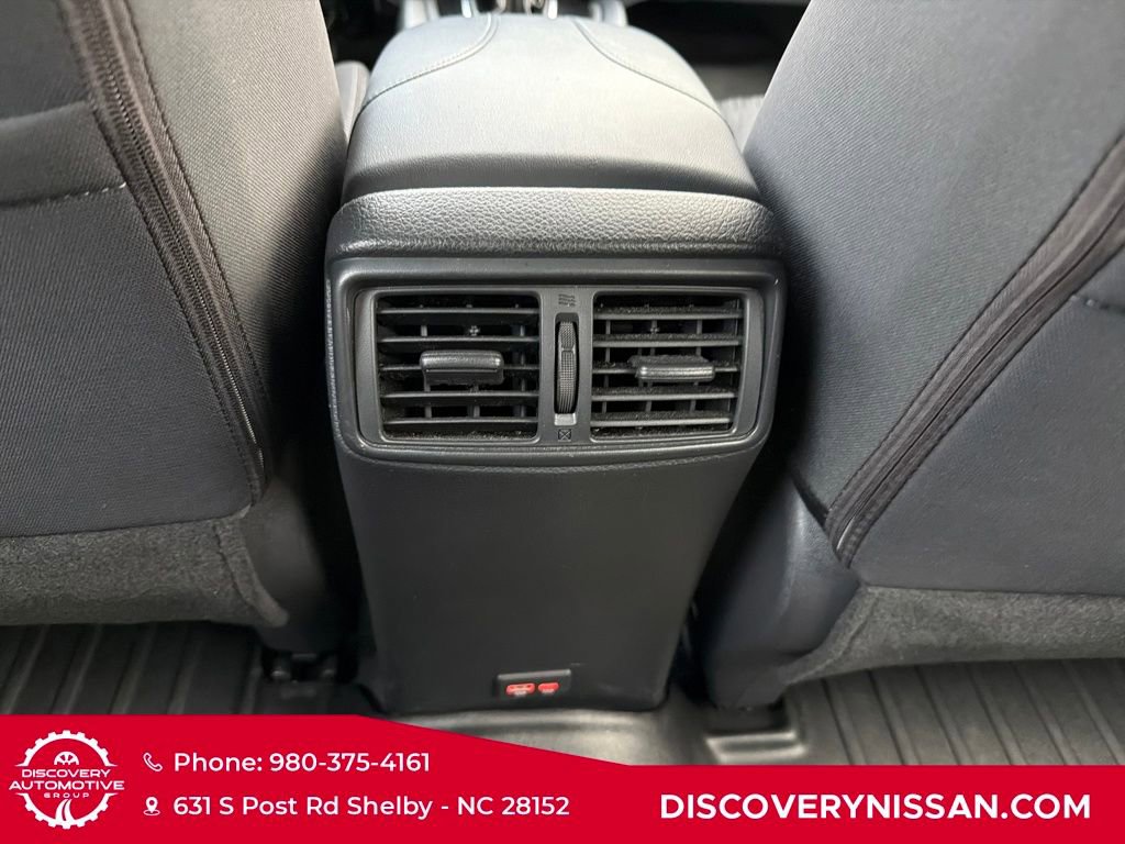 Certified 2020 Nissan Rogue S image 33