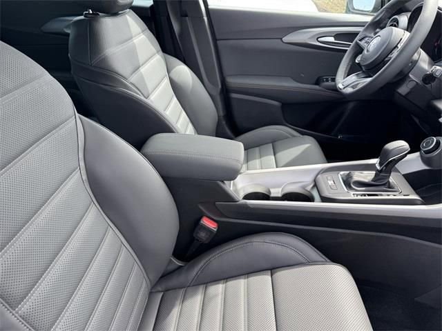 New 2025 Alfa Romeo Tonale w/ Premium Package AWD/4WD image 9