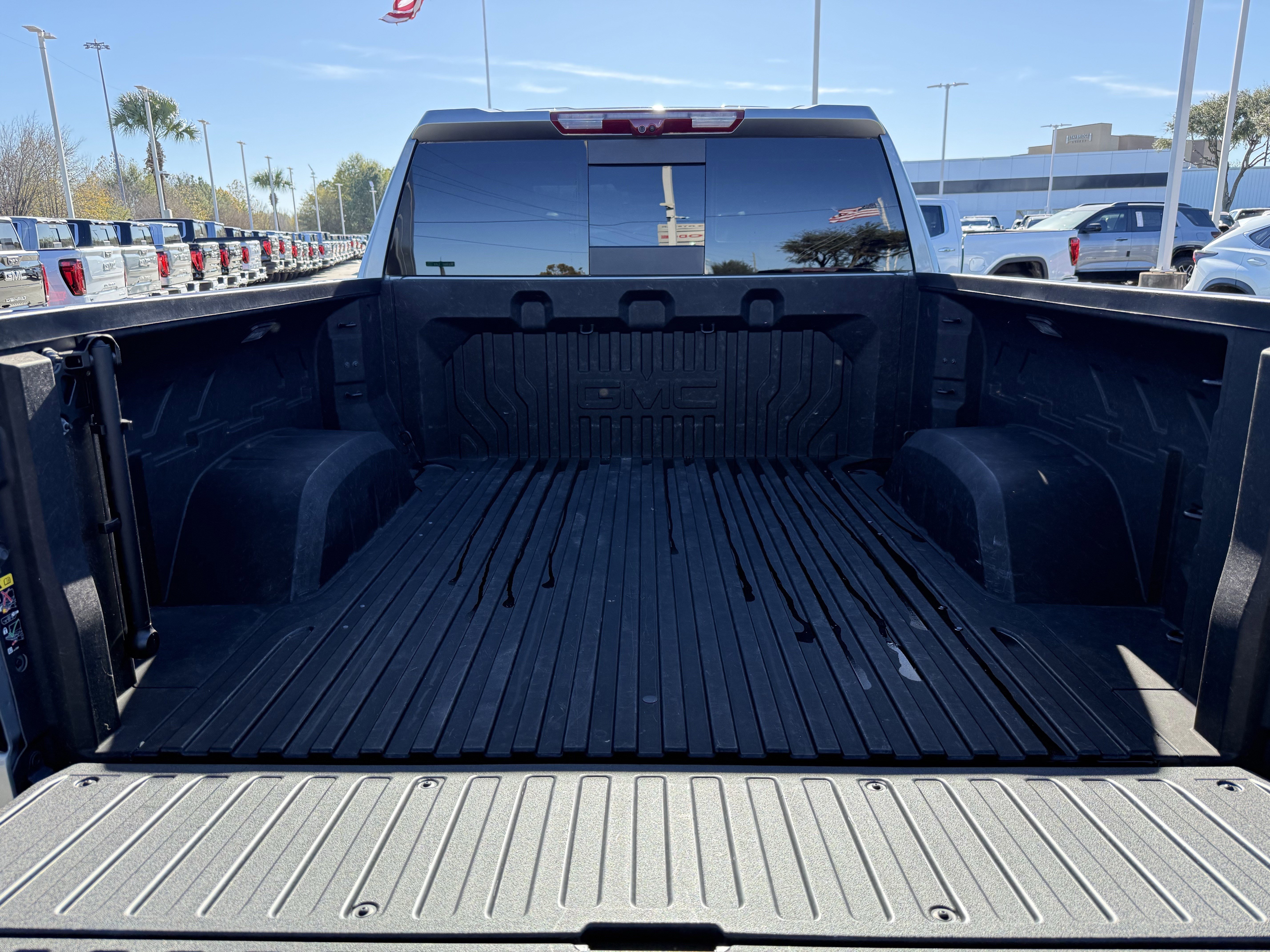 Used 2025 GMC Sierra 1500 Denali Ultimate image 30