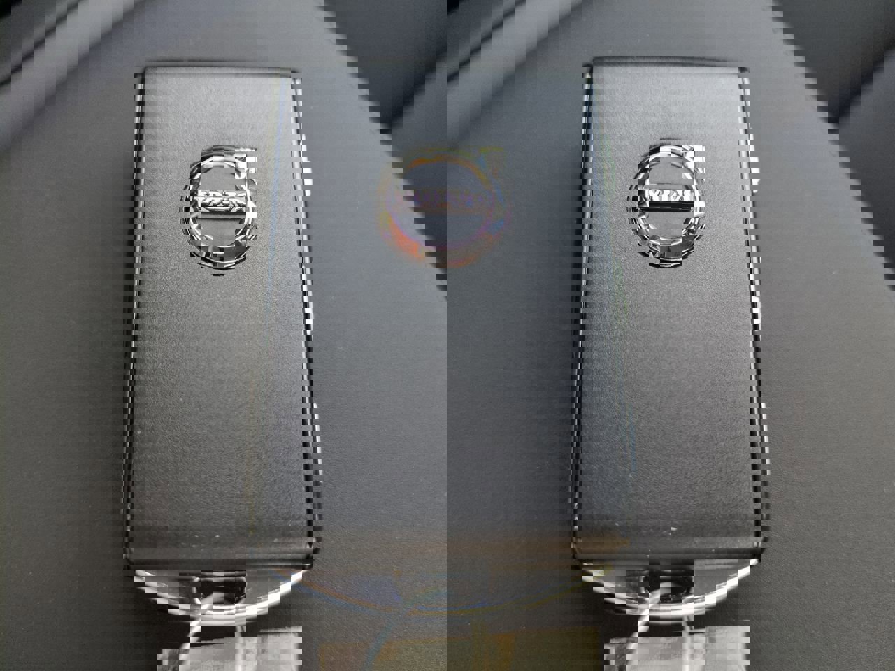 Used 2024 Volvo C40 Recharge Core w/ Climate Package image 27