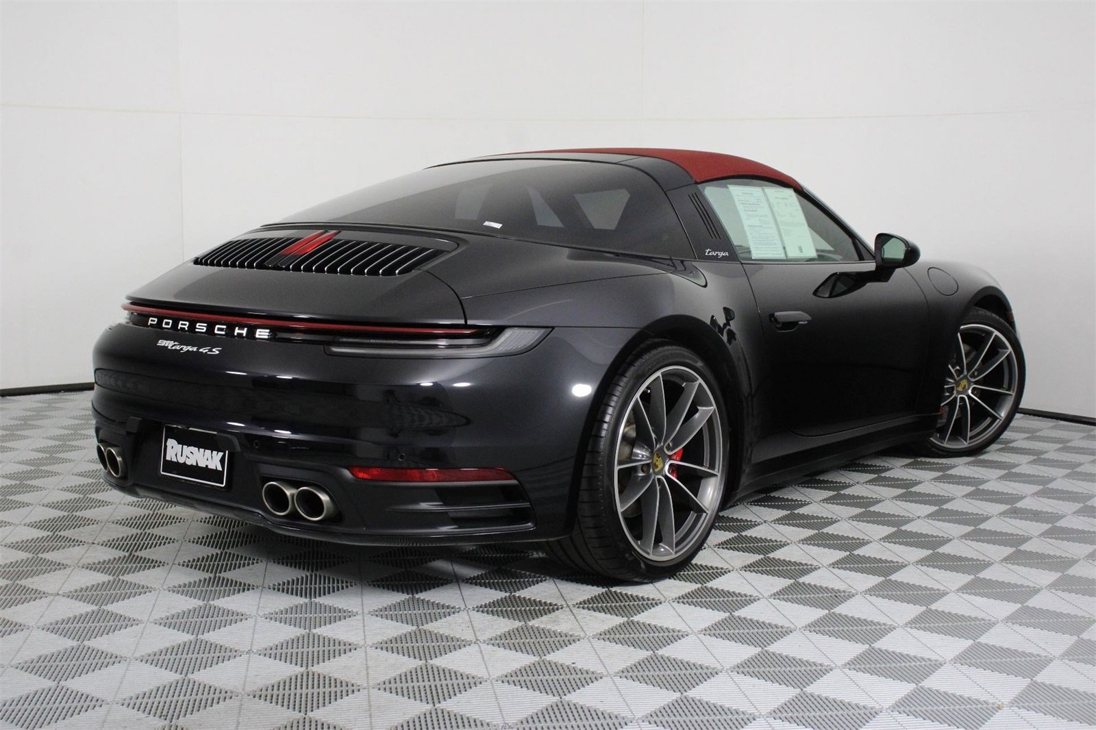 Used 2021 Porsche 911 Targa 4S image 7