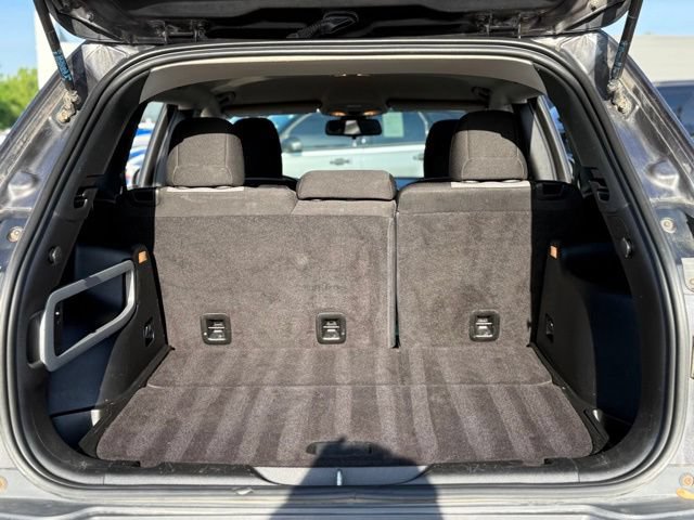 Used 2014 Jeep Cherokee Latitude w/ Cold Weather Group FWD image 30
