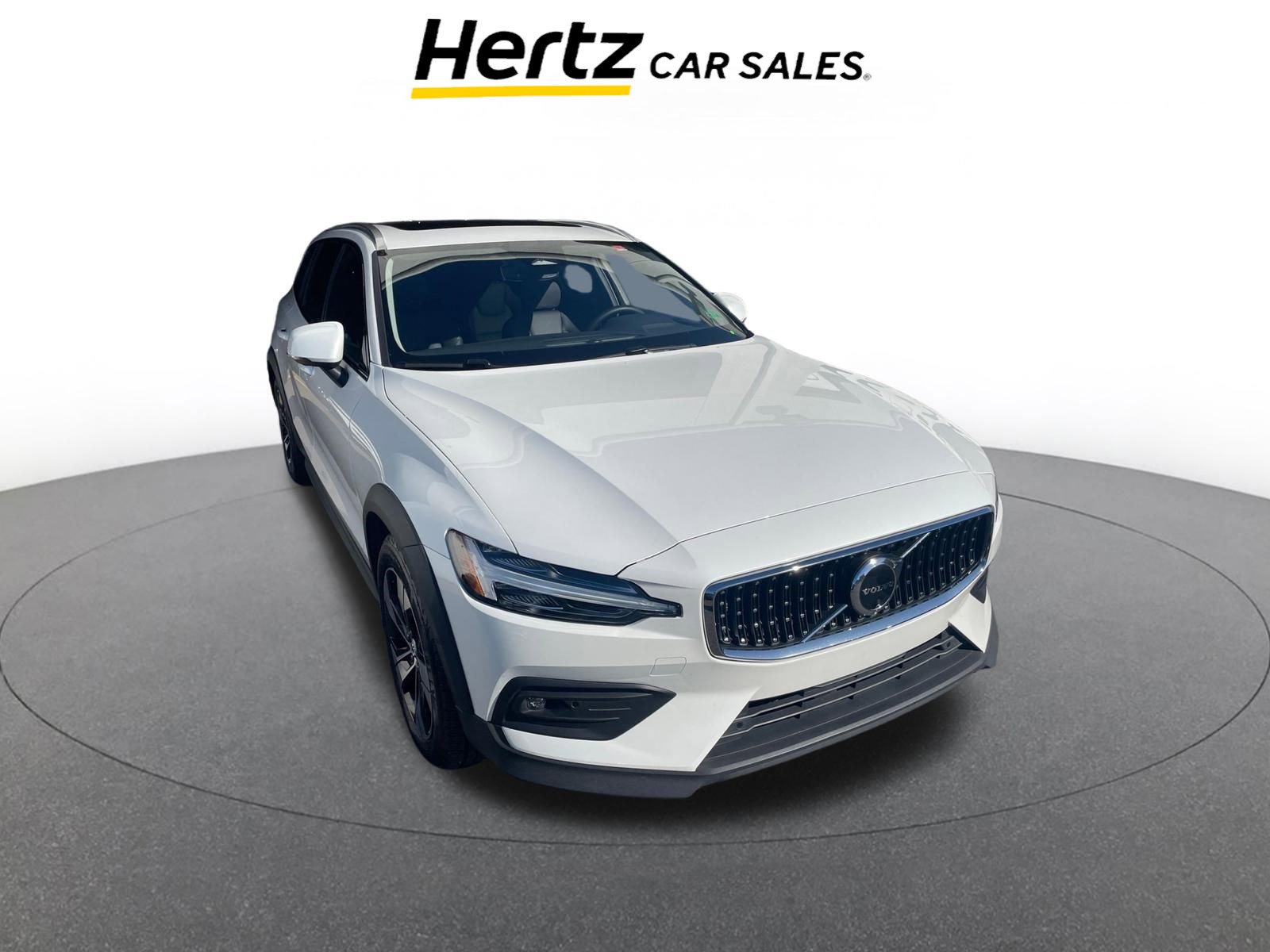 Used 2025 Volvo V60 B5 Cross Country Plus