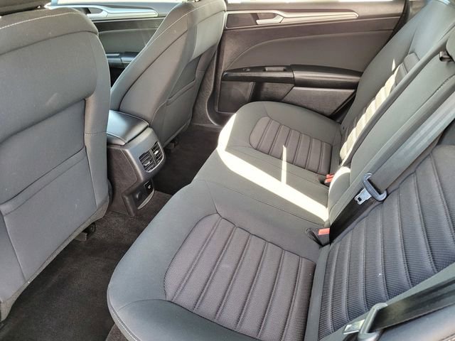 Used 2018 Ford Fusion SE image 19