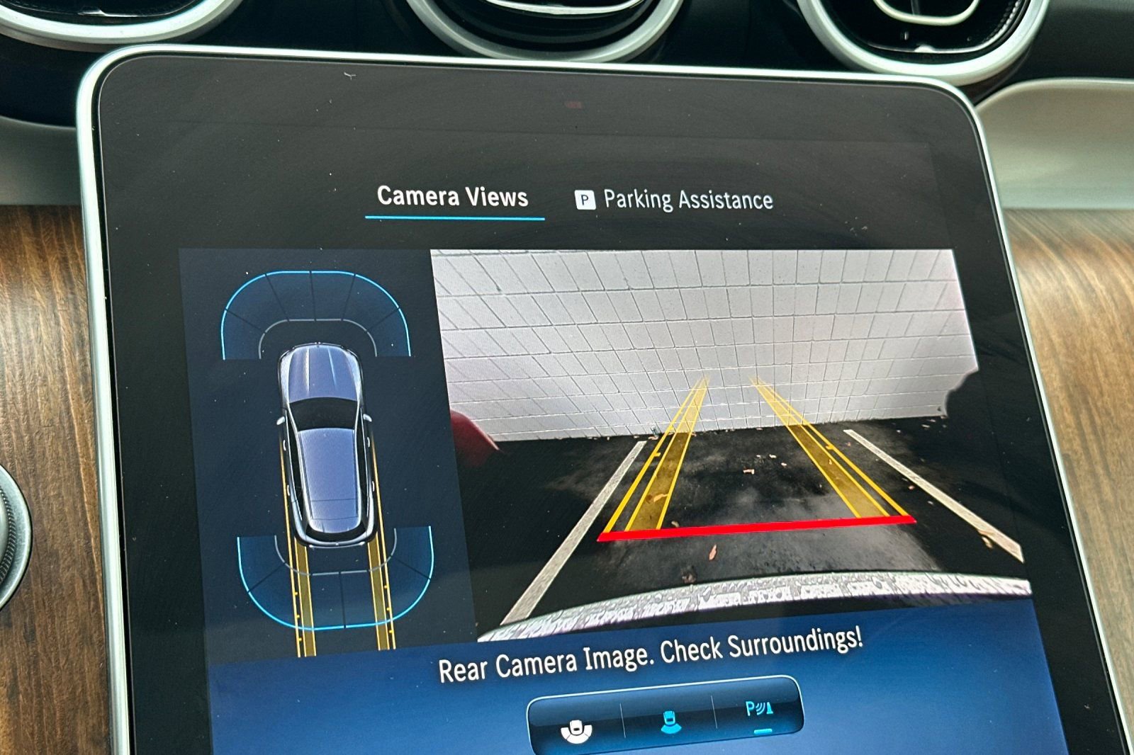 Used 2024 Mercedes-Benz GLC 300 image 19