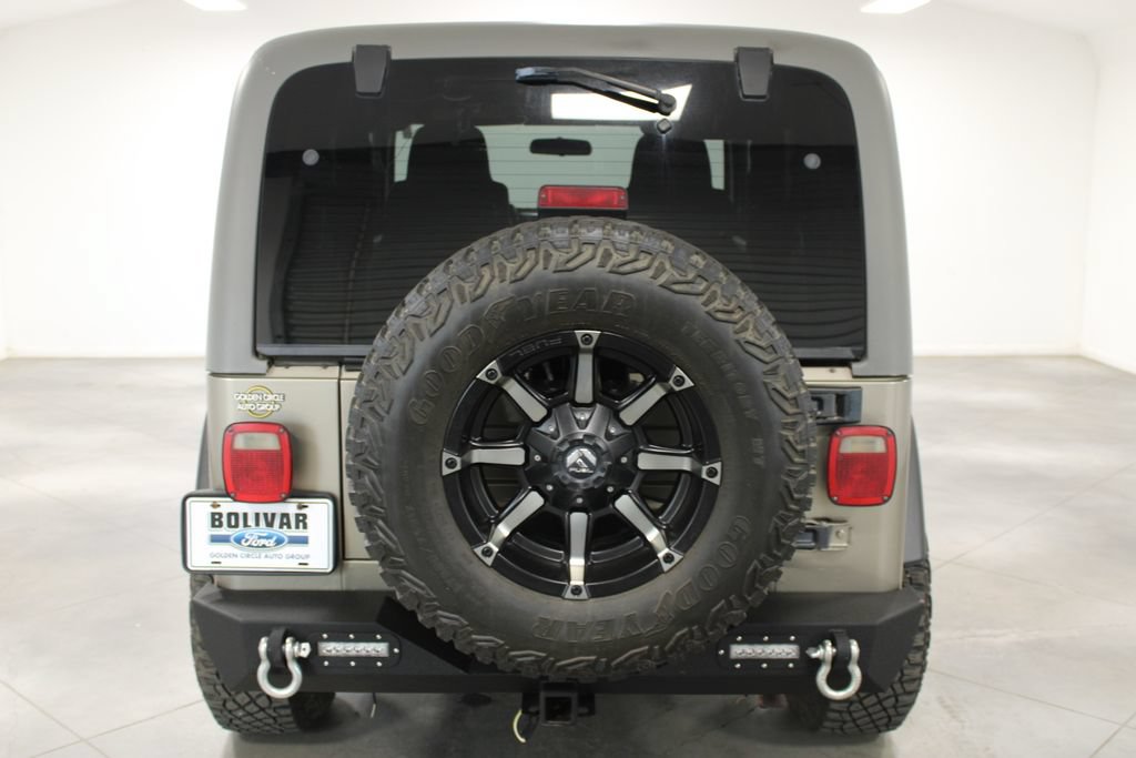Used 2005 Jeep Wrangler Unlimited AWD/4WD image 8