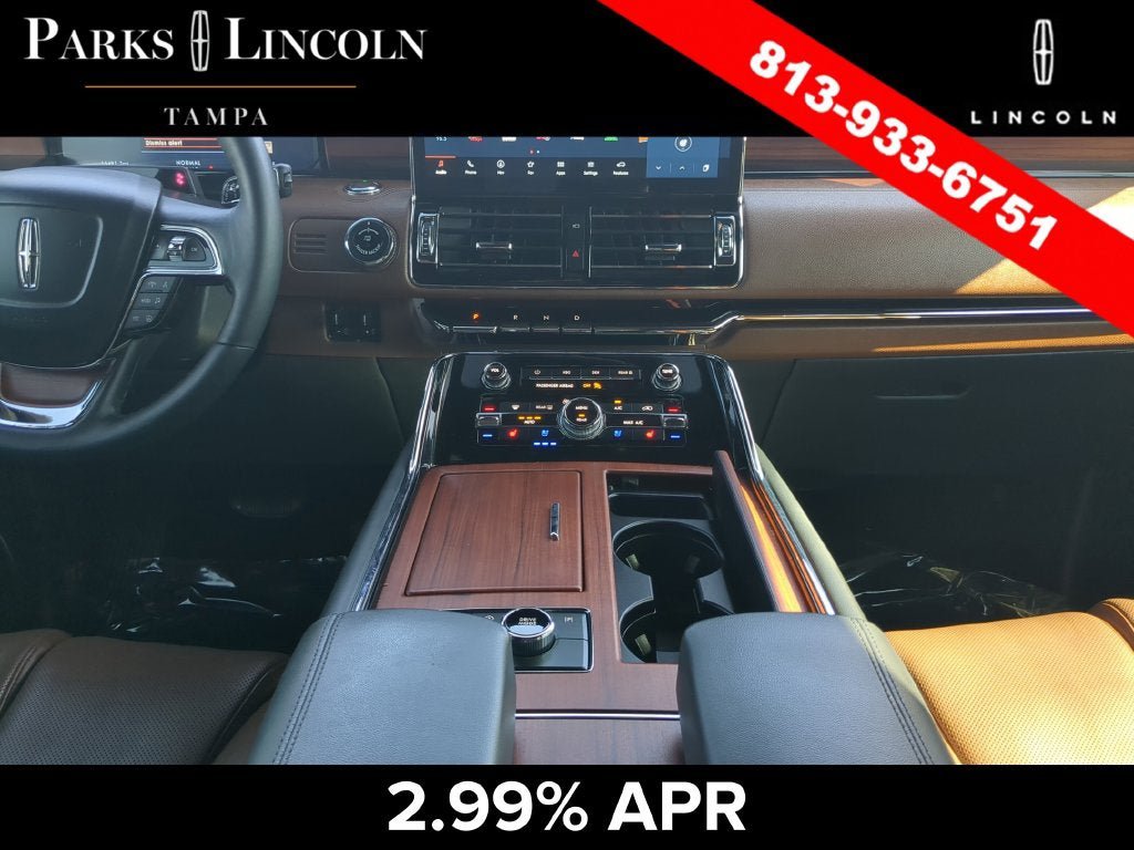 Certified 2024 Lincoln Navigator Reserve AWD/4WD image 13