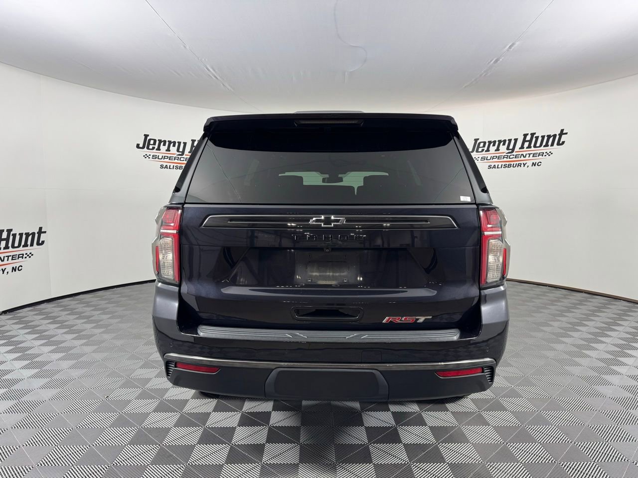 Used 2022 Chevrolet Tahoe RST w/ Luxury Package image 9