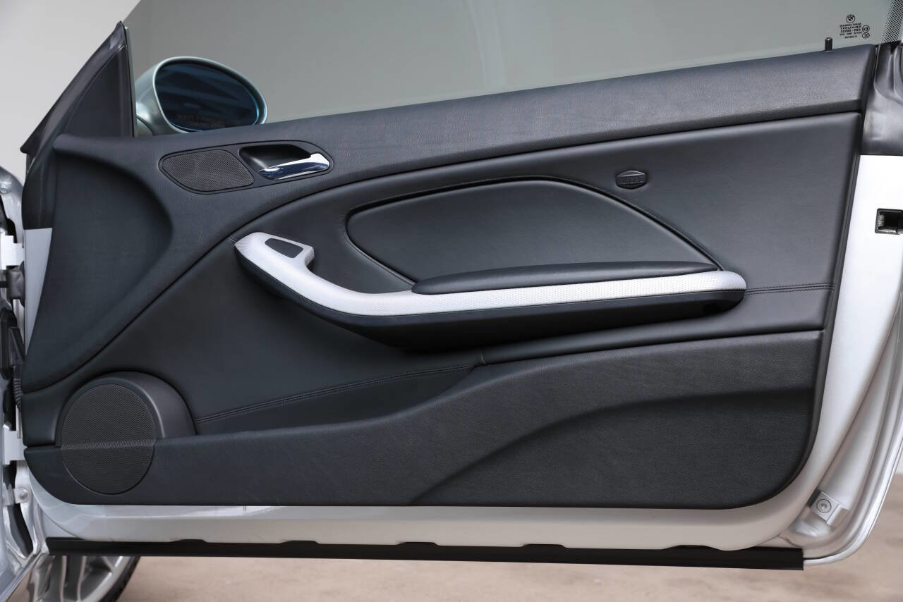 Used 2005 BMW M3 Coupe image 93