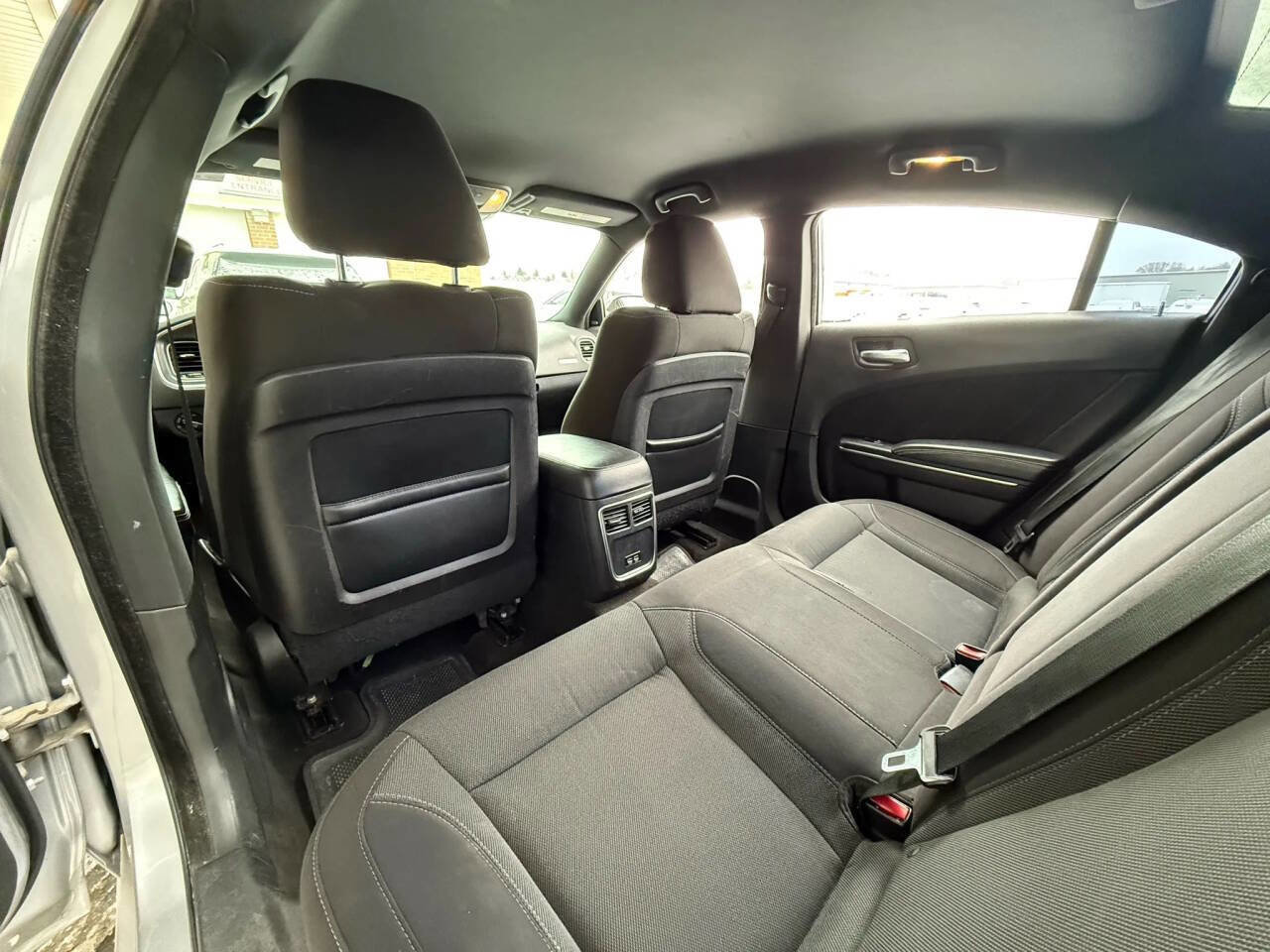 Used 2016 Dodge Charger SXT image 23