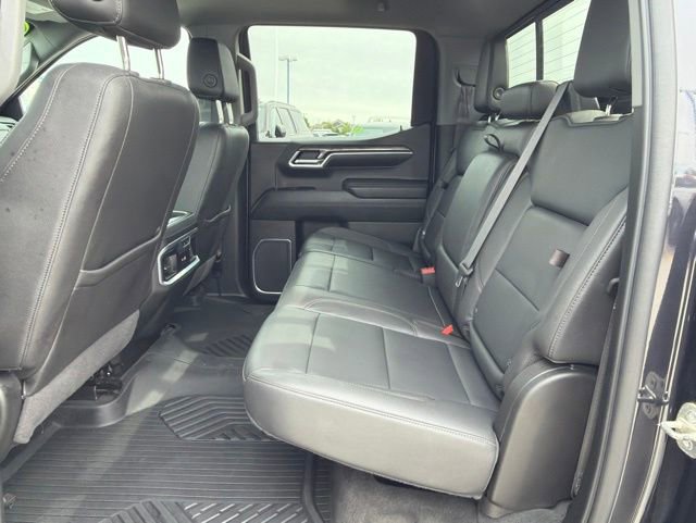 Used 2022 Chevrolet Silverado 1500 LTZ w/ LTZ Premium Package AWD/4WD image 15