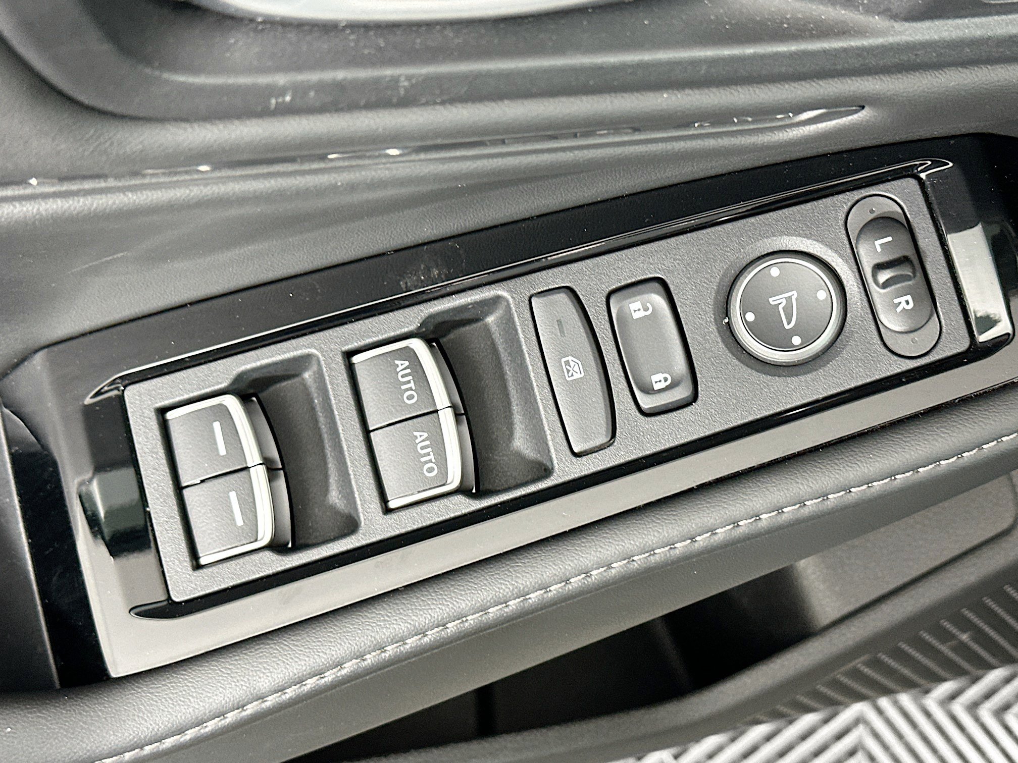 Used 2023 Honda Accord Touring image 15