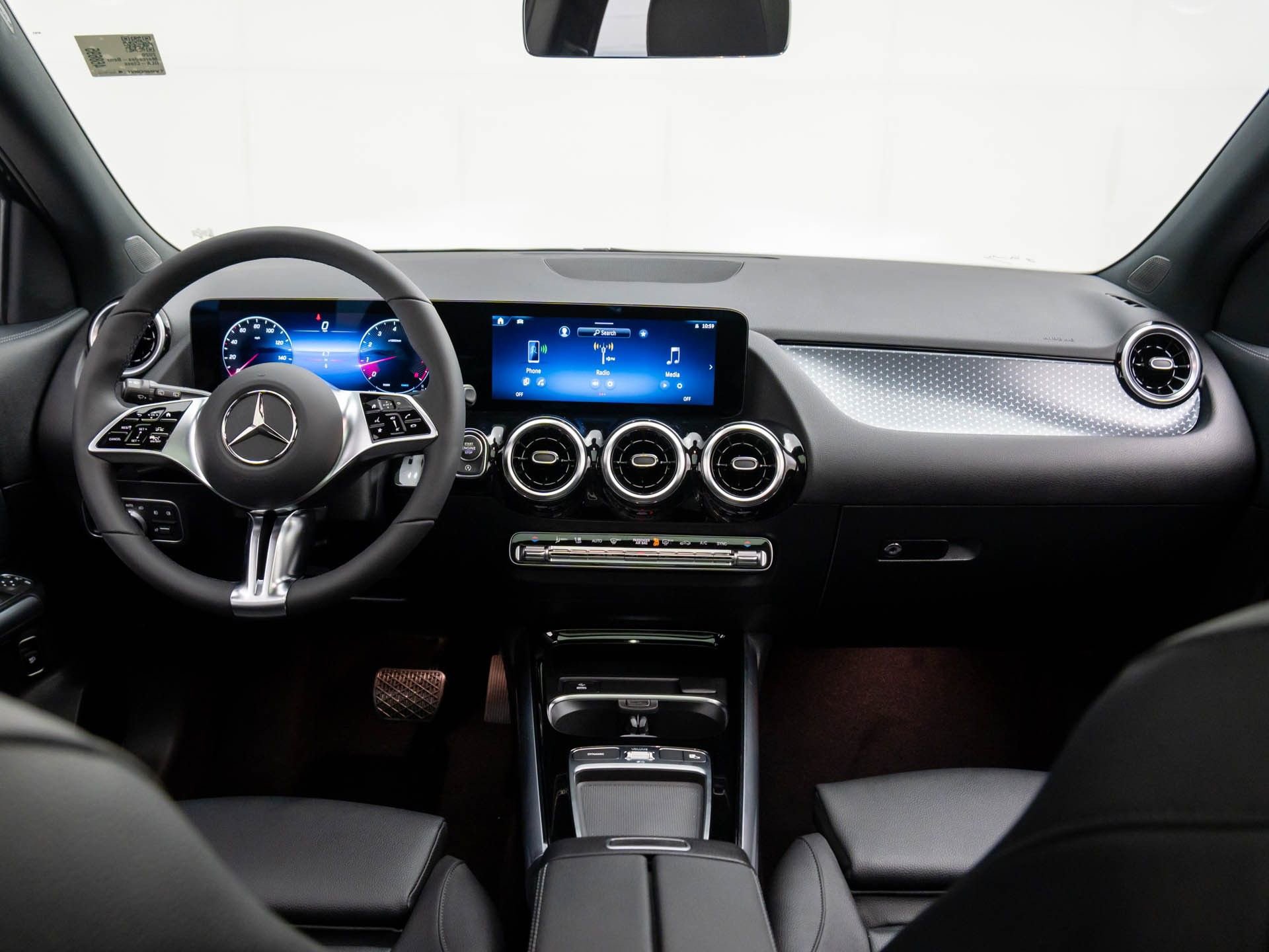 New 2026 Mercedes-Benz GLA 250 4MATIC image 11