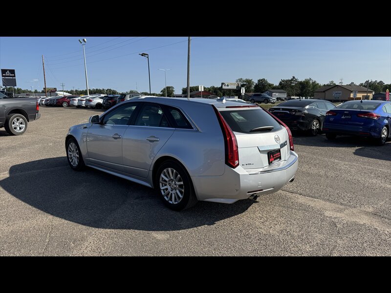 Used 2011 Cadillac CTS Luxury AWD/4WD image 5
