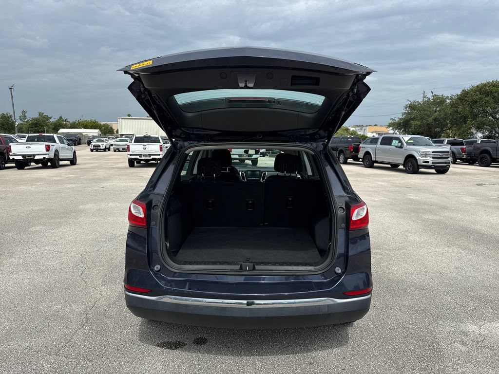 Used 2018 Chevrolet Equinox LS AWD/4WD image 26