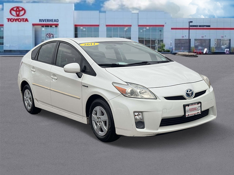 Used 2011 Toyota Prius Three image 2