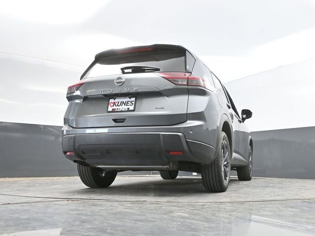 Used 2025 Nissan Rogue SV AWD/4WD image 48